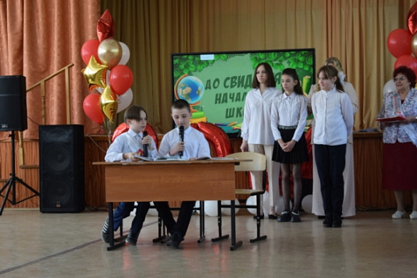 Последние звонки зазвенели в ивановских школах